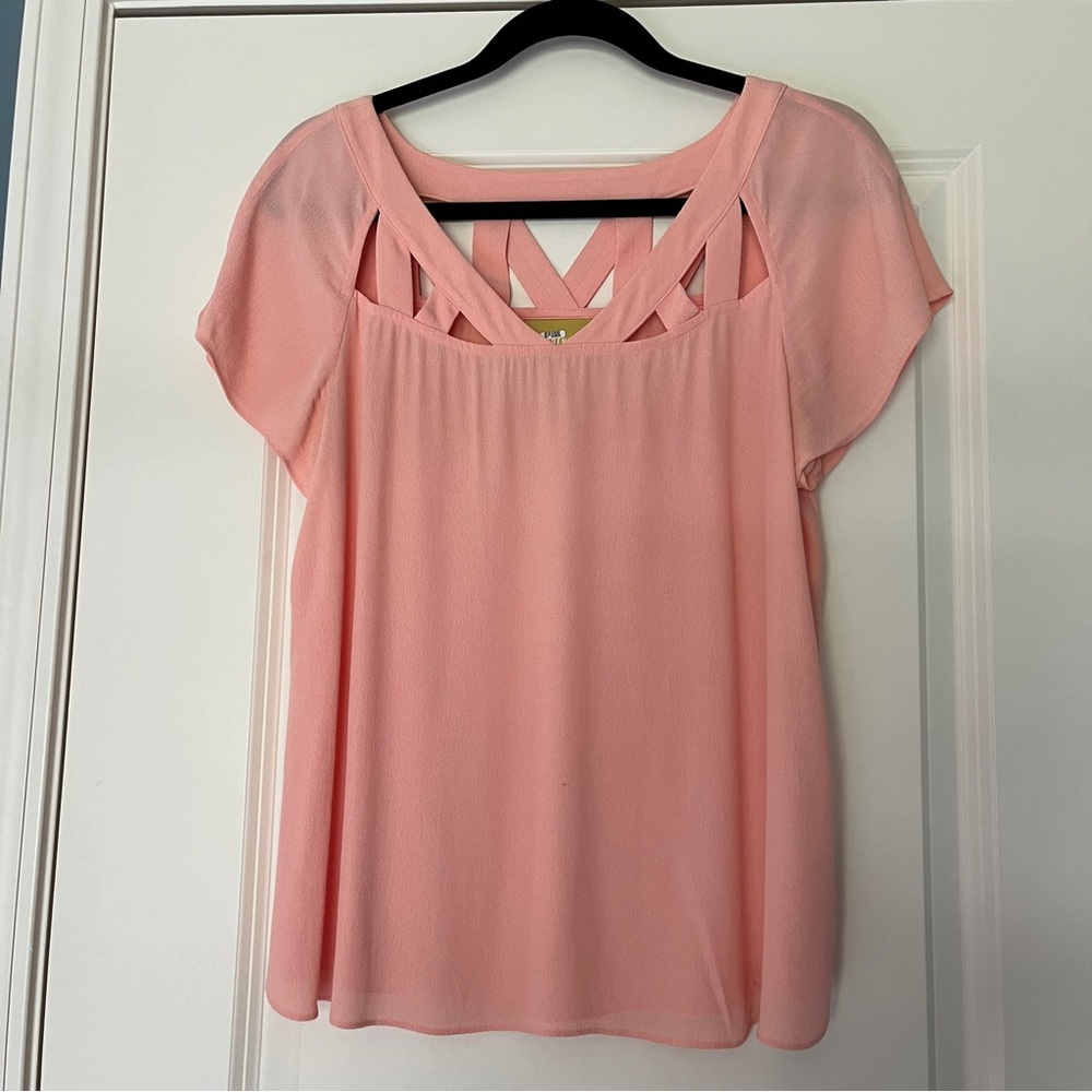 Anthropologie/Maeve coral flutter sleeve top